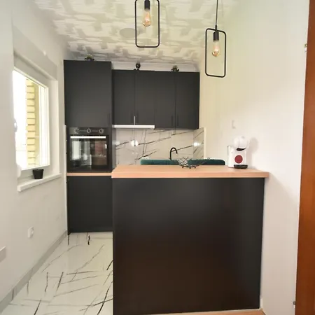 Sobe Zimmer 2 Διαμέρισμα *